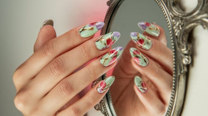 "15 Cute Short Almond Nails to Try This Spring"